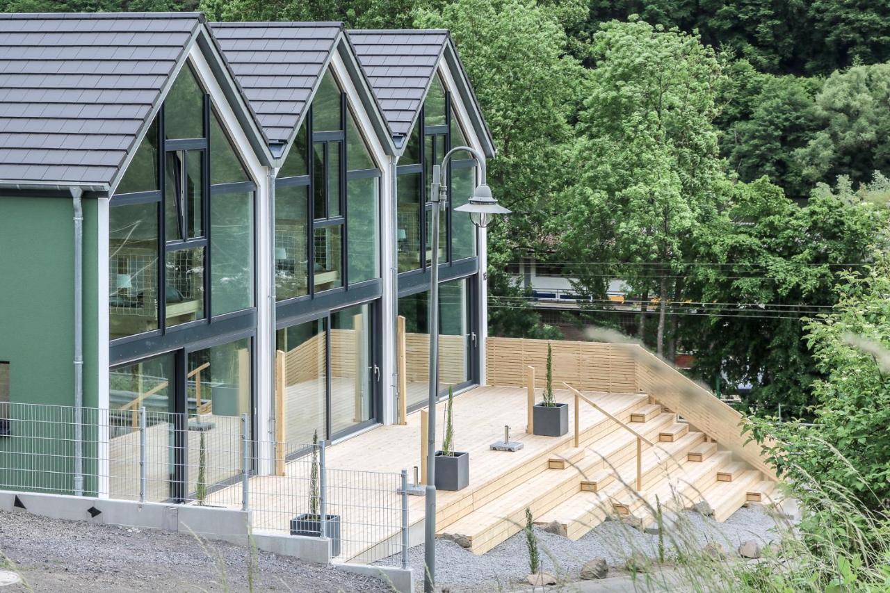 Premium Design Ferienhaeuser Mosel Chalets Pommern Esterno foto
